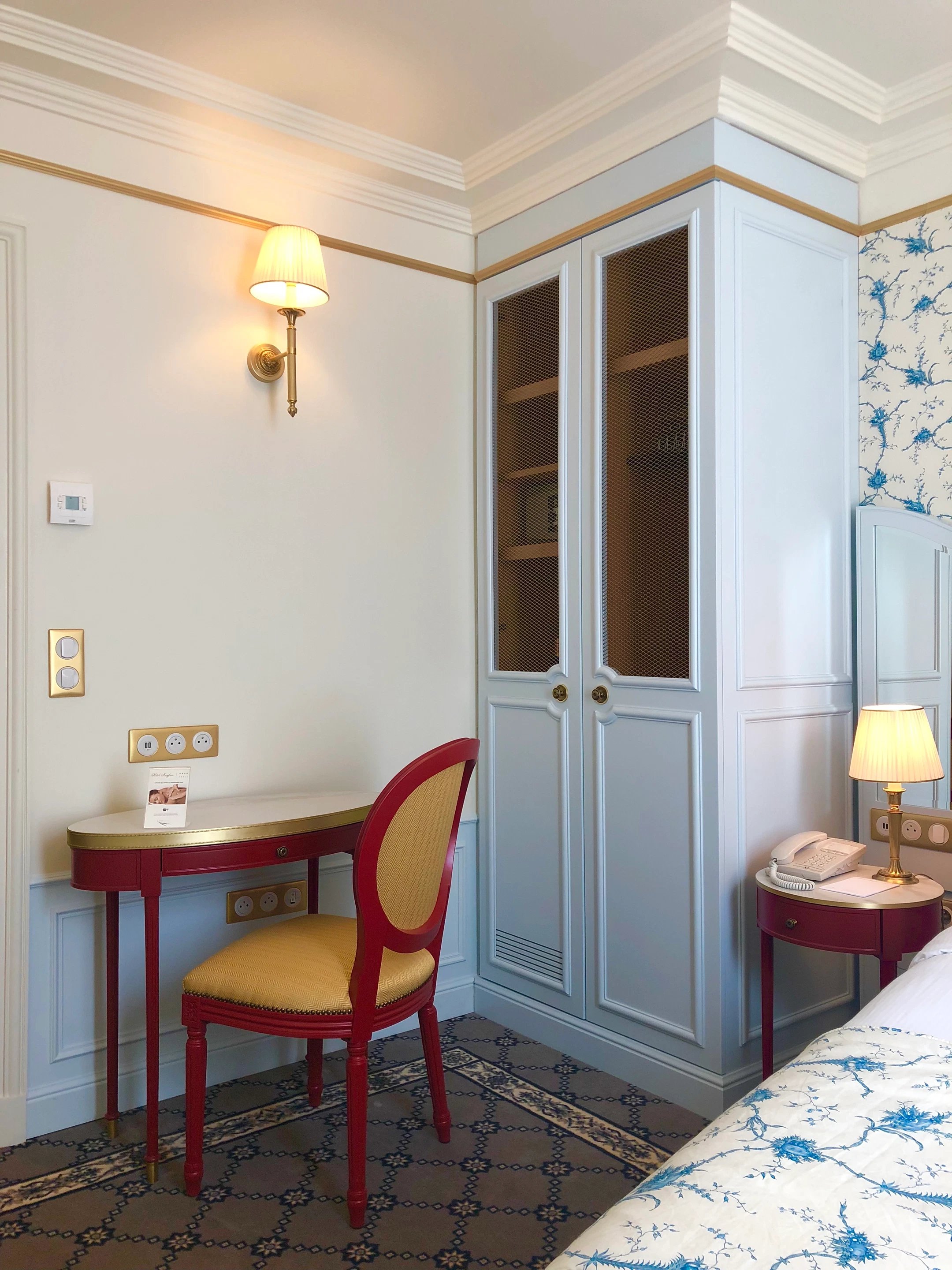 Hotel Mayfair Paris Single Room