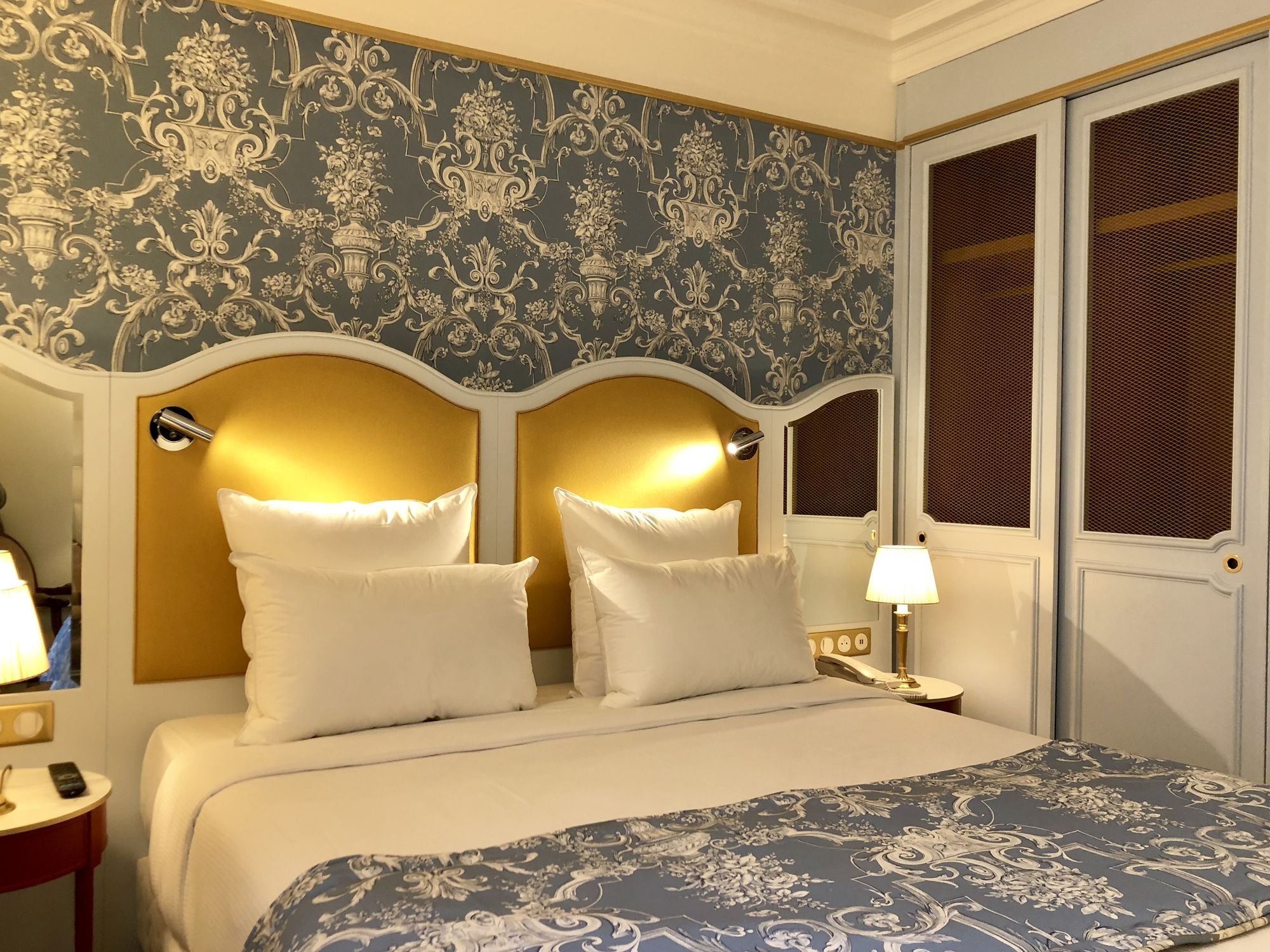 Hotel Mayfair Paris Double Classic Room